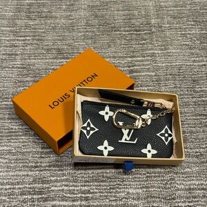 Black Monogram Small Zip Pouch Key Holder